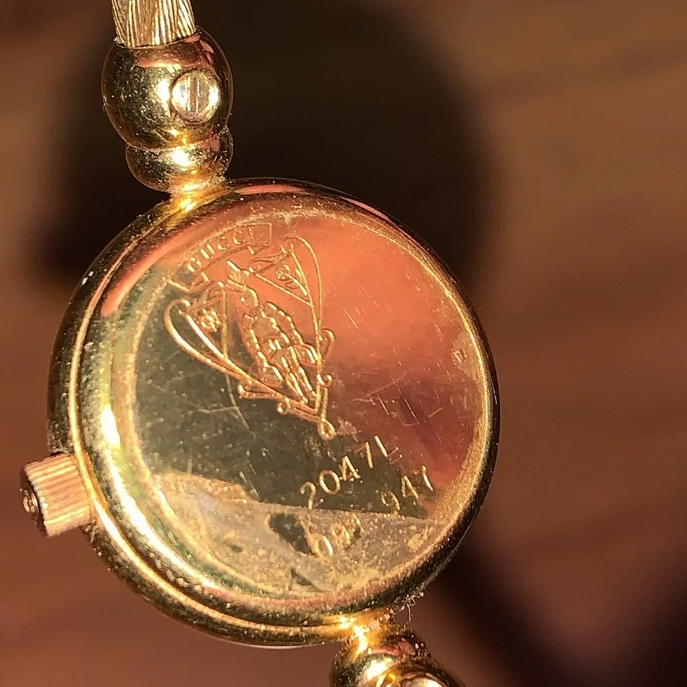 Vintage Gucci Wrap Around Watch